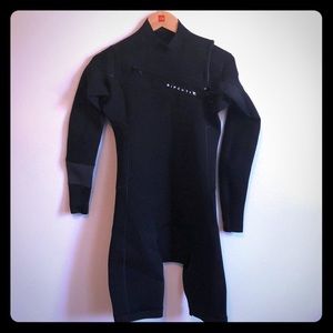 Rip Curl Men’s spring suit wet suit 2mm Medium